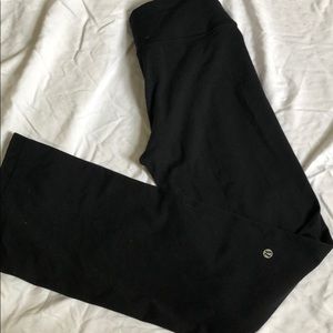 LULULEMON throw back pant